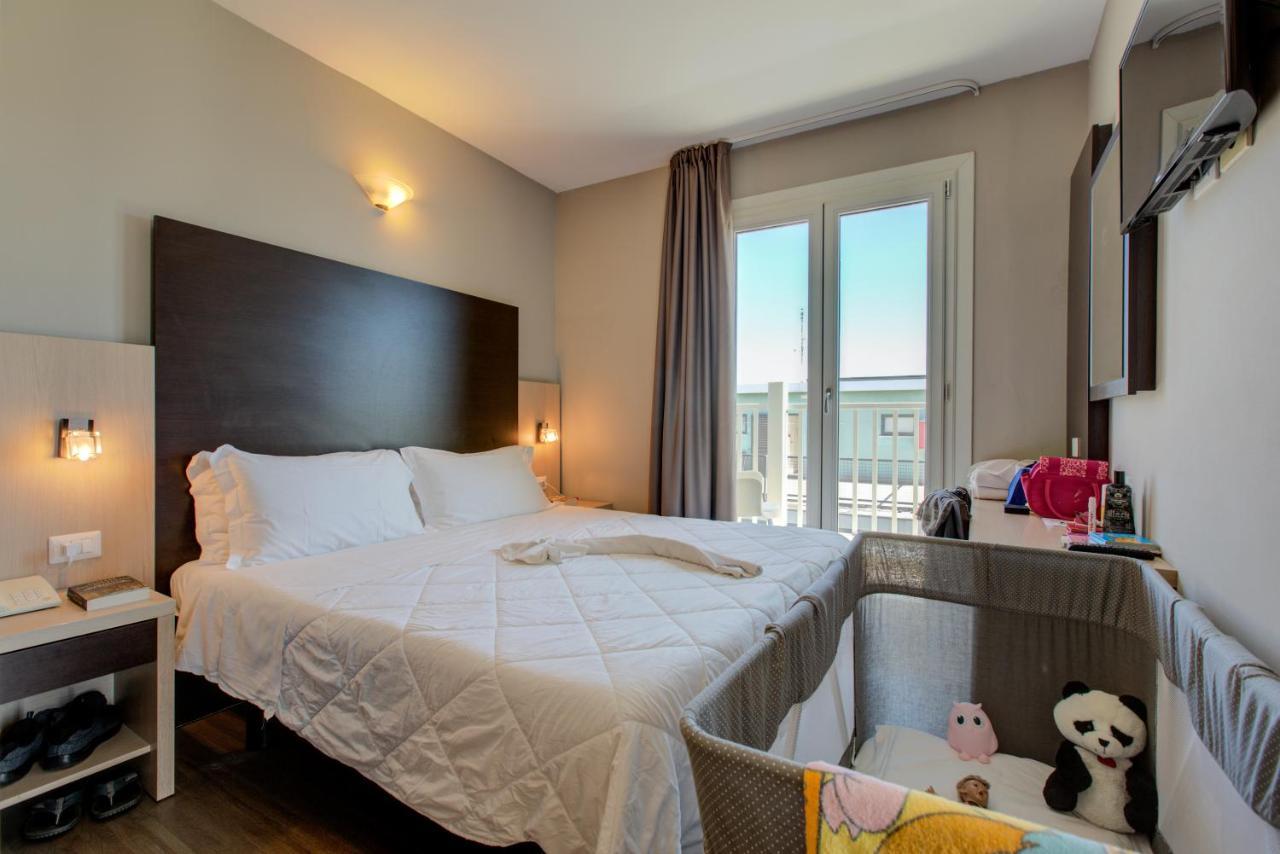 Hotel Aiglon Rimini Luaran gambar