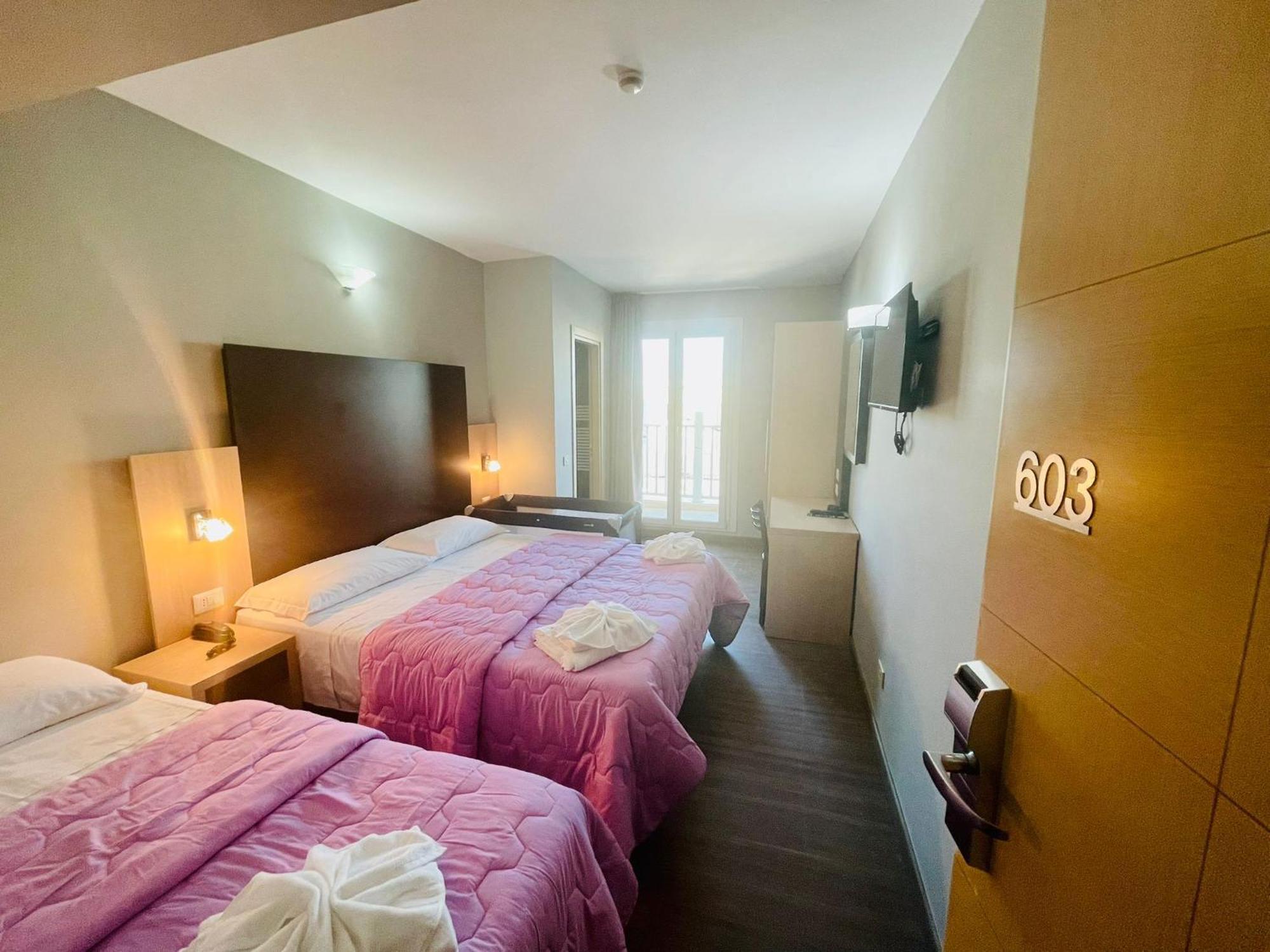 Hotel Aiglon Rimini Luaran gambar